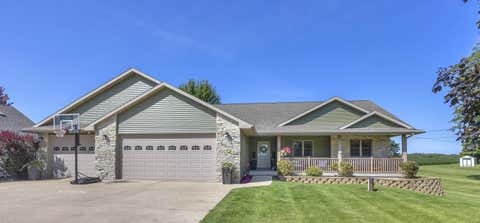 Photo of 217 N Grant St, Rosendale, WI 54974 (MLS # 1977644)