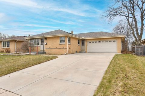 Photo of 3245 S 83rd St, Milwaukee, WI 53219 (MLS # 1955257)