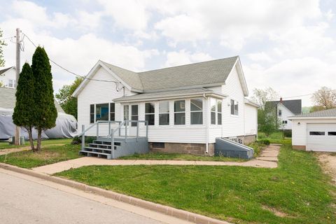 214 N Turner Ave, Viola, WI 54664 - MLS#: 1918383