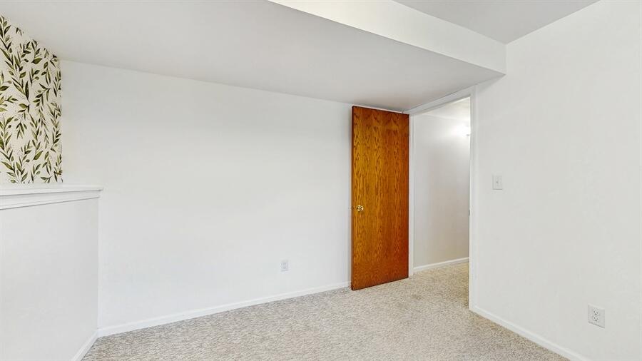 Walworth, Wisconsin 53184, United States, 4 Bedrooms Bedrooms, ,3 BathroomsBathrooms,Residential,Pending,157429