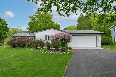 Photo of 2540 Anita Dr, Brookfield, WI 53045 (MLS # 1963348)