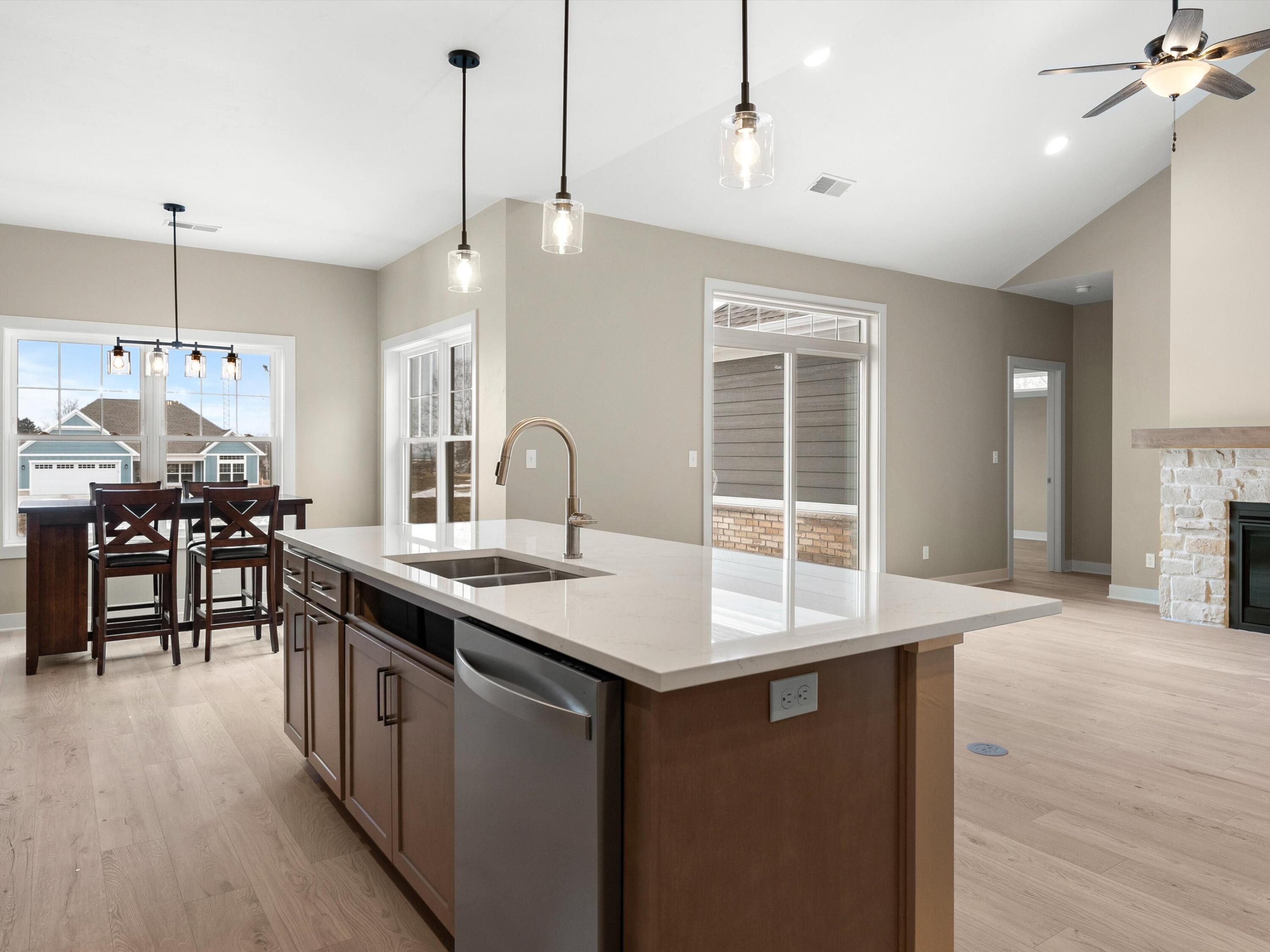 Manitowoc, Wisconsin 54220, United States, 3 Bedrooms Bedrooms, ,2 BathroomsBathrooms,Residential,Active,81958