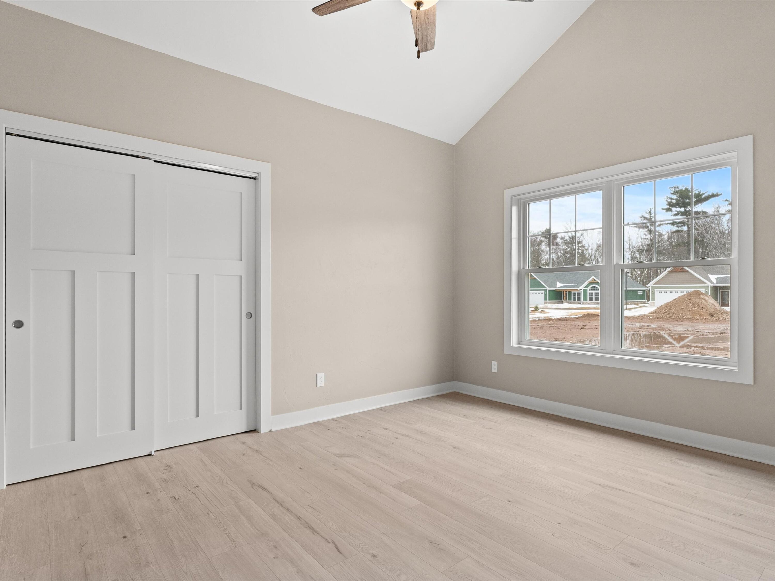 Manitowoc, Wisconsin 54220, United States, 3 Bedrooms Bedrooms, ,2 BathroomsBathrooms,Residential,Active,81958