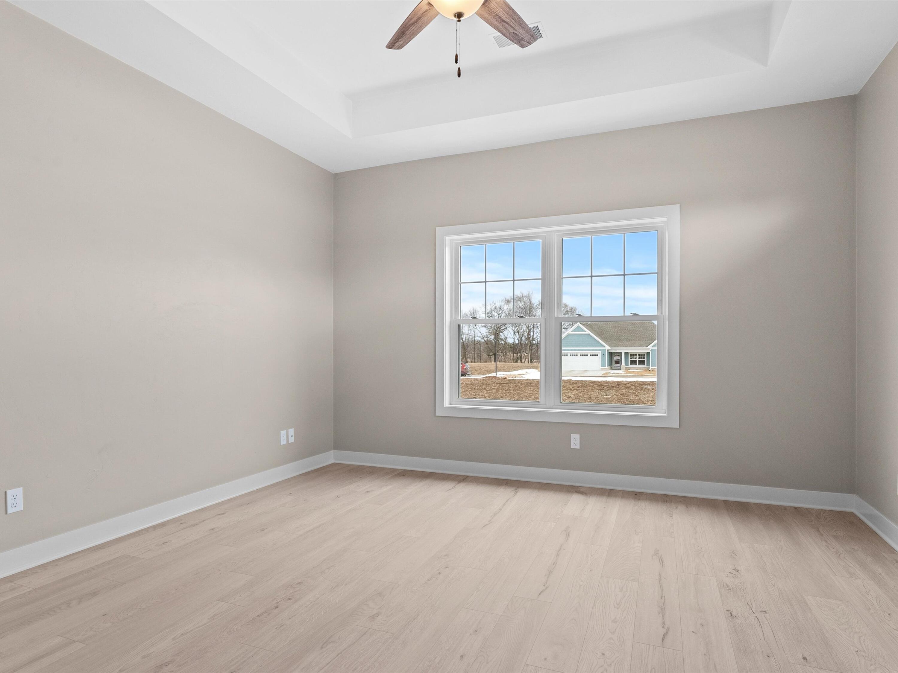 Manitowoc, Wisconsin 54220, United States, 3 Bedrooms Bedrooms, ,2 BathroomsBathrooms,Residential,Active,81958