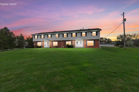 Photo of 18665 Kamala Ct, Brookfield, WI 53045 (MLS # 1959562)