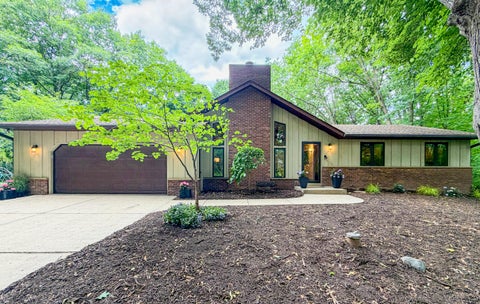 Photo of 321 Kettle Ct, Slinger, WI 53086 (MLS # 1972957)