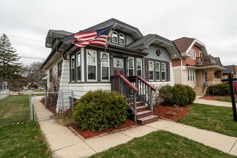 Photo of 177 N 71st St, Milwaukee, WI 53213 (MLS # 1955687)