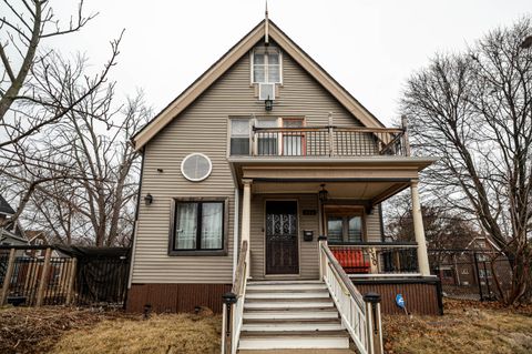 330 E Locust St, Milwaukee, WI 53212 - #: 1899637