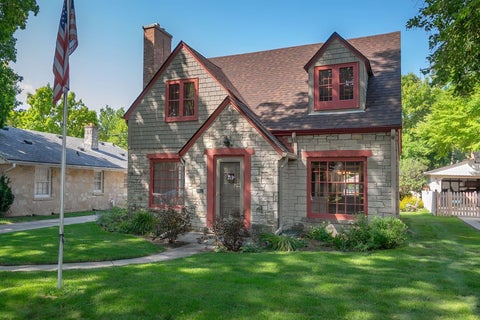 Photo of 2611 N 84th St, Wauwatosa, WI 53226 (MLS # 1979013)