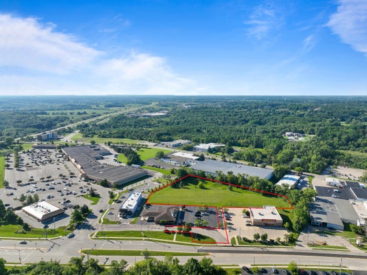 4413 INTERCHANGE NORTH, LAKE GENEVA, WI 53147 - Image 655e9f50256b958e4fd8d2a128e2ed2c/2311697998