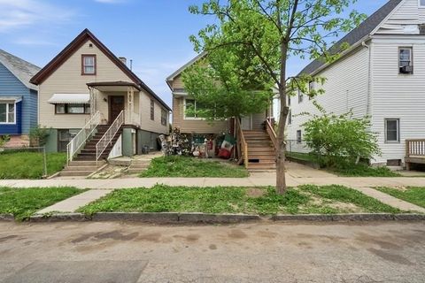 Photo of 1978 S 12th St S, Milwaukee, WI 53204 (MLS # 1964649)