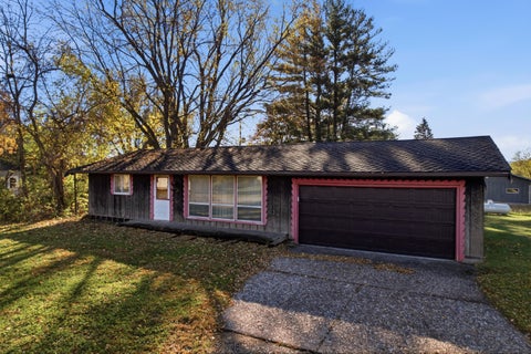 Photo of 141 E 8 St, Buffalo City, WI 54622 (MLS # 1986788)