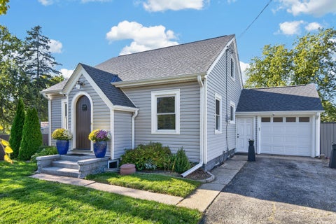 Photo of S89W22720 Milwaukee Ave, Big Bend, WI 53103 (MLS # 1983786)