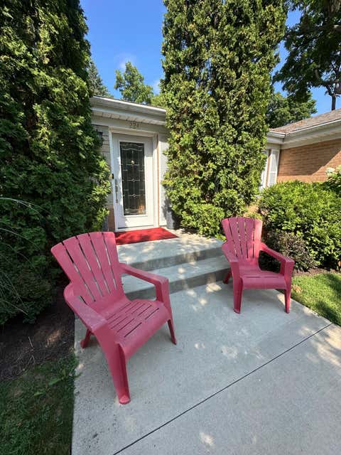 Photo of 224 Lookout Dr, Lake Geneva, WI 53147 (MLS # 1978058)