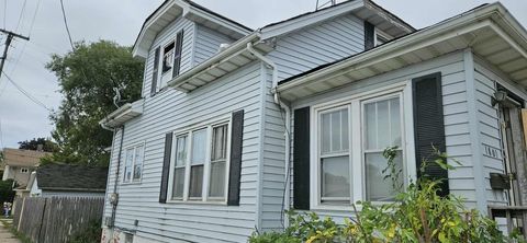 Photo of 1801 Grange Ave, Racine, WI 53405 (MLS # 1939829)