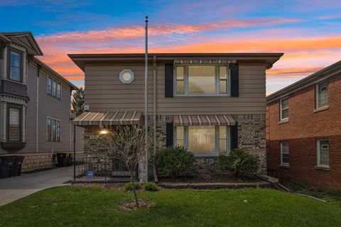 Photo of 1231 Glenview Ave, Wauwatosa, WI 53213 (MLS # 1956148)