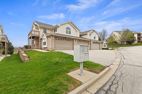 Photo of 9277 S 51 St, Franklin, WI 53132 (MLS # 1958263)