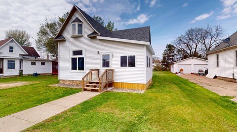 Photo of 104 W 5th St, Cochrane, WI 54622 (MLS # 1961123)