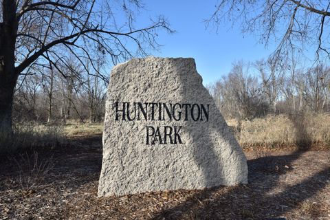 Photo of 9806 N Andover Ct, Mequon, WI 53097 (MLS # 1900934)