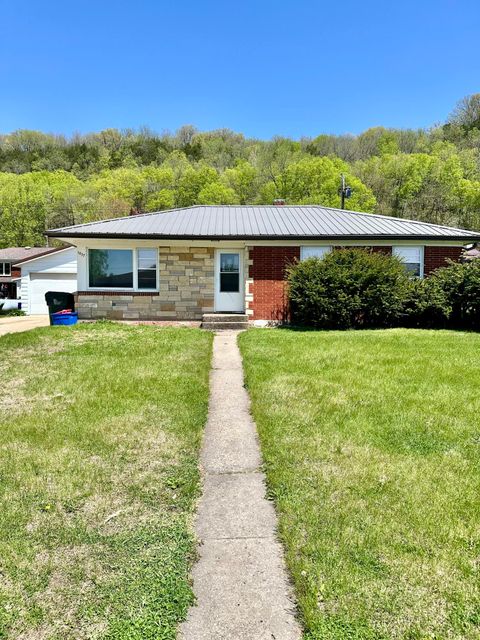 Photo of 1037 Dewey St, Cassville, WI 53806 (MLS # 1960792)