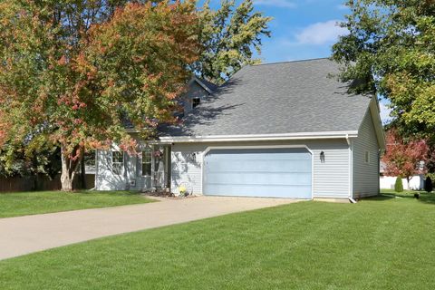 Photo of 2311 E Lorena Dr, Turtle, WI 53511 (MLS # 1960064)