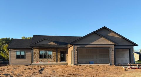 Photo of 1361 Annapolis Dr, Holmen, WI 54636 (MLS # 1952513)