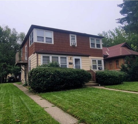 Photo of 3711 W Roosevelt Dr, Milwaukee, WI 53216 (MLS # 1984729)