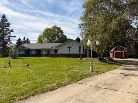 Photo of 1780 Margaret Ct, Jackson, WI 53037 (MLS # 1983199)