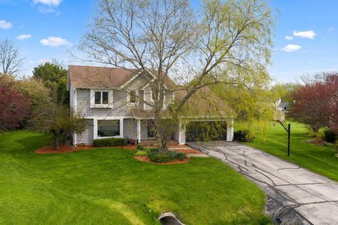 Photo of 2400 Tammy Ln, Caledonia, WI 53402 (MLS # 1960712)