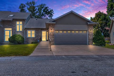 Photo of 3066 Linden Dr, La Crosse, WI 54601 (MLS # 1977127)