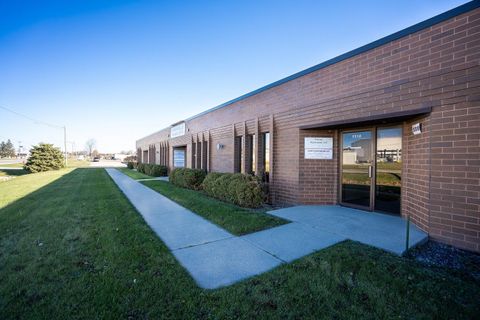 Photo of 9310 N 107th St, Milwaukee, WI 53224 (MLS # 1946276)