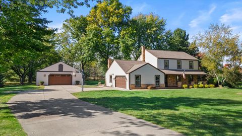 Photo of W288N7703 Appaloosa Ln, Merton, WI 53029 (MLS # 1939417)