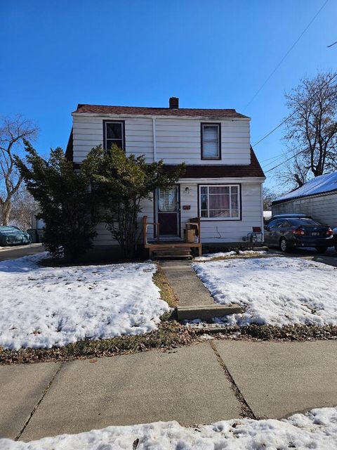 Photo of 5418 N 57 St, Milwaukee, WI 53218 (MLS # 1950390)