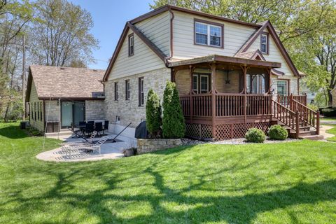 Photo of 5518 S 110th St, Hales Corners, WI 53130 (MLS # 1961063)