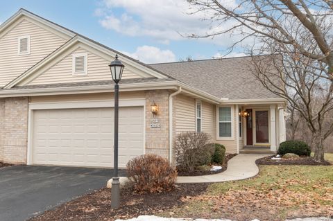 Photo of N57W24128 N Sycamore Cir, Sussex, WI 53089 (MLS # 1946874)