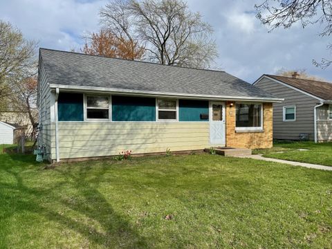 Photo of 4160 N 69th St, Milwaukee, WI 53216 (MLS # 1959616)