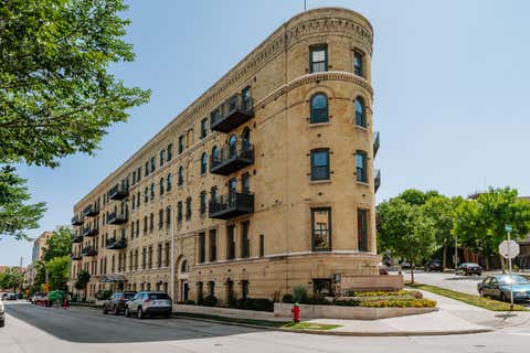 Photo of 1818 N Water St, Milwaukee, WI 53202 (MLS # 1970566)