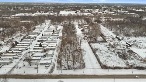 Photo of 3859 E Addison Ave, Oak Creek, WI 53154 (MLS # 1946358)