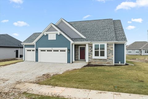 Photo of 1746 Whalen Dr, Oconomowoc, WI 53066 (MLS # 1960648)