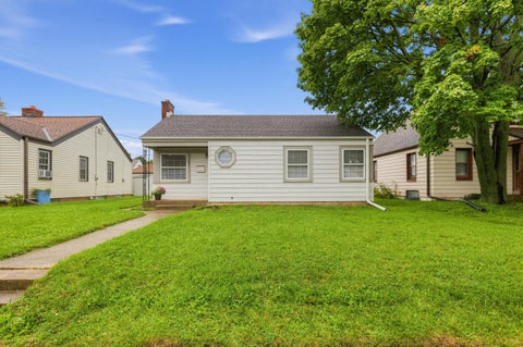 Photo of 2409 S 64th St, West Allis, WI 53219 (MLS # 1983109)