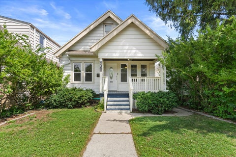 Photo of 2234 S 72nd St, West Allis, WI 53219 (MLS # 1974854)
