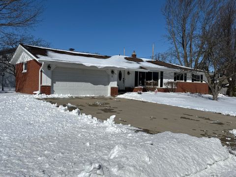 Photo of 1134 Bluebird Ln, Union Grove, WI 53182 (MLS # 1954151)