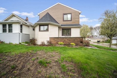 Photo of 2201 S 74th St, West Allis, WI 53219 (MLS # 1960038)