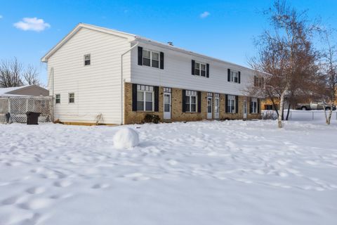 Photo of 508-514 11th Ave, South Milwaukee, WI 53172 (MLS # 1944857)