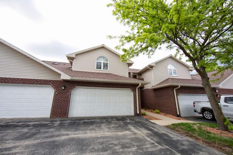 Photo of 7949 S Scepter Dr, Franklin, WI 53132 (MLS # 1928978)
