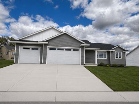 Photo of 277 Southern Dr, Holmen, WI 54636 (MLS # 1960822)