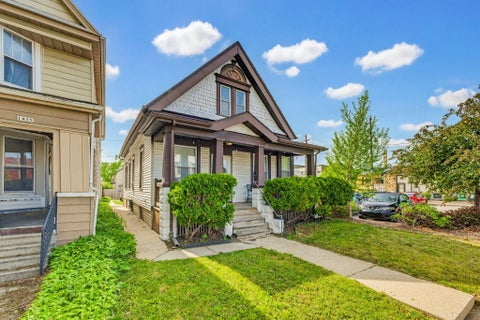 Photo of 1431 S 72nd St, West Allis, WI 53214 (MLS # 1963958)