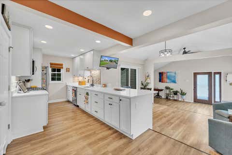 Photo of 17306 W Roosevelt Ave, New Berlin, WI 53146 (MLS # 1928420)