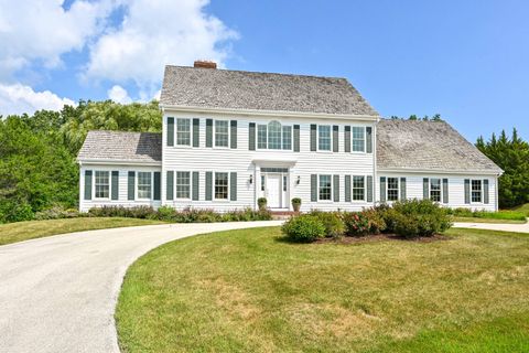 Photo of 200 E Ravine Dr, Mequon, WI 53092 (MLS # 1930448)