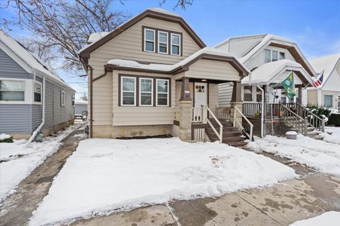 Photo of 3673 S Ahmedi Ave, Saint Francis, WI 53235 (MLS # 1944869)